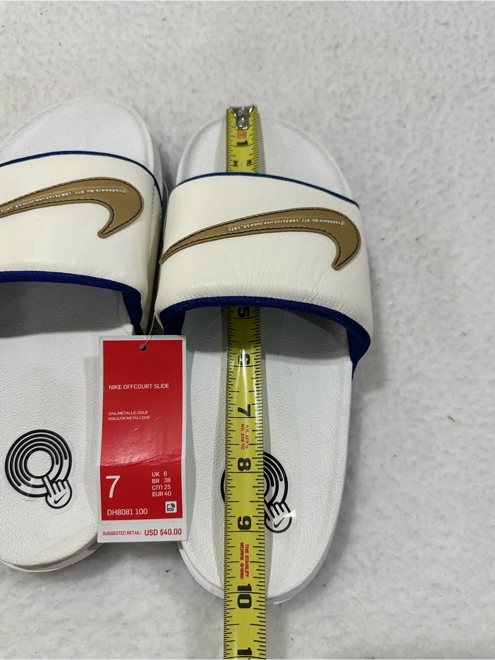 Nike offcourt slide